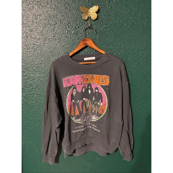 Daydreamer Ramones Oversized Sweatshirt Women's Small Washed Black Crewneck - Picture 1 of 4